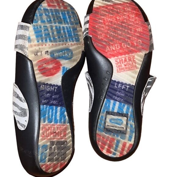 Wolky Gray and Black Textile Sandals Size 6 - Picture 4 of 6